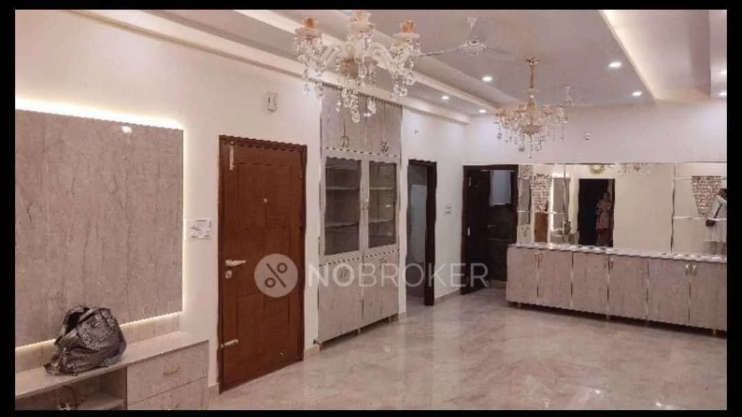 3 BHK Flat for Rent in 1st FLOOR
