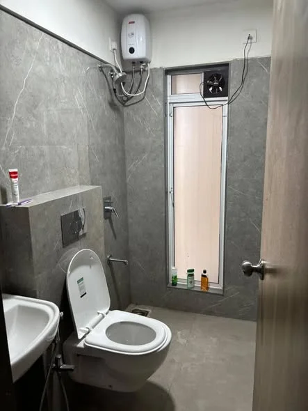 Single Occupancy for Female in 1 BHK Flat for Rent in Nehrunagar BKC