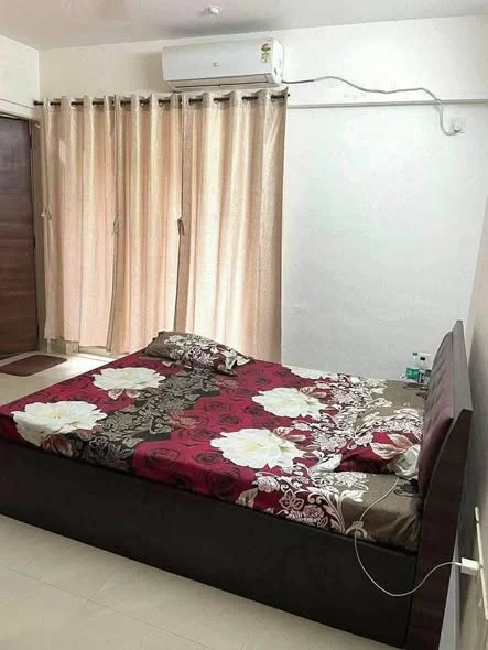 Single Occupancy for Female in 1 BHK Flat for Rent in Kohinoor City