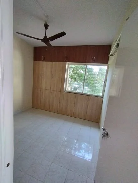 2 BHK Flat for Rent Near Cummins College karvenagar