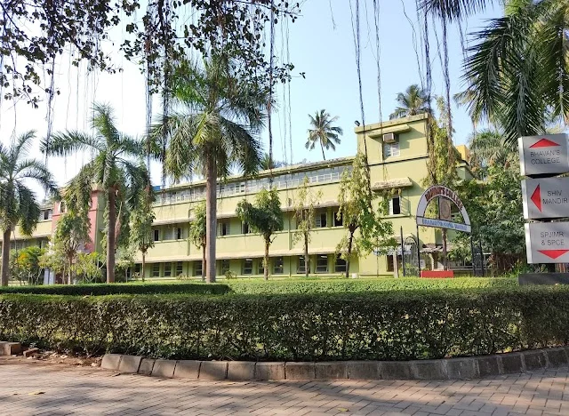 2 BHK Flat for Rent in Andheri West NEAR BY BHAVANS COLLEGE