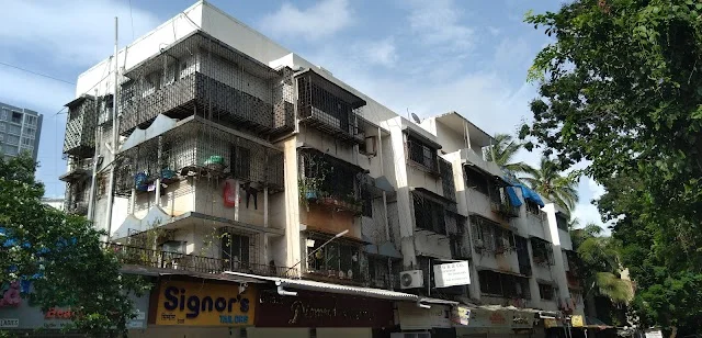 1 BHK Flat for Rent in Andheri West / Vile Parle West