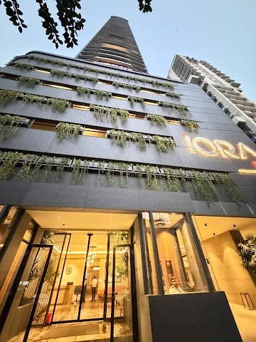 4 BHK Flat for Sale in Tardeo besides Bhatiya Hospital