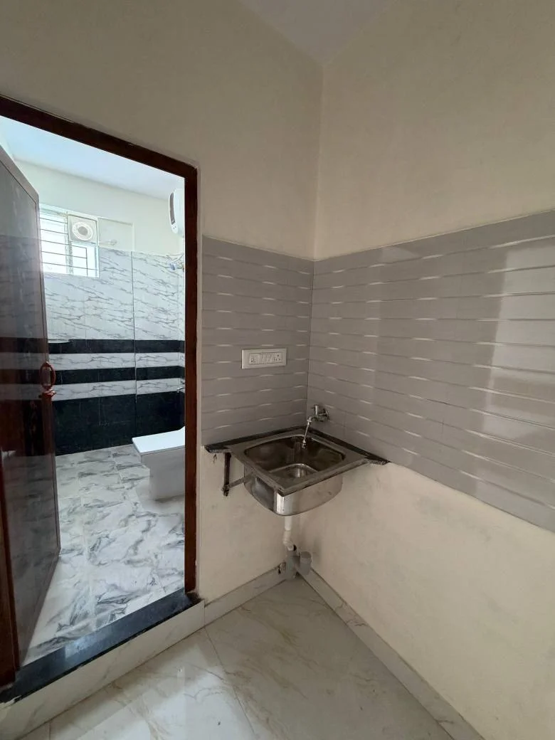 1 BHK Flat for Rent in Very Near to HSR Layout