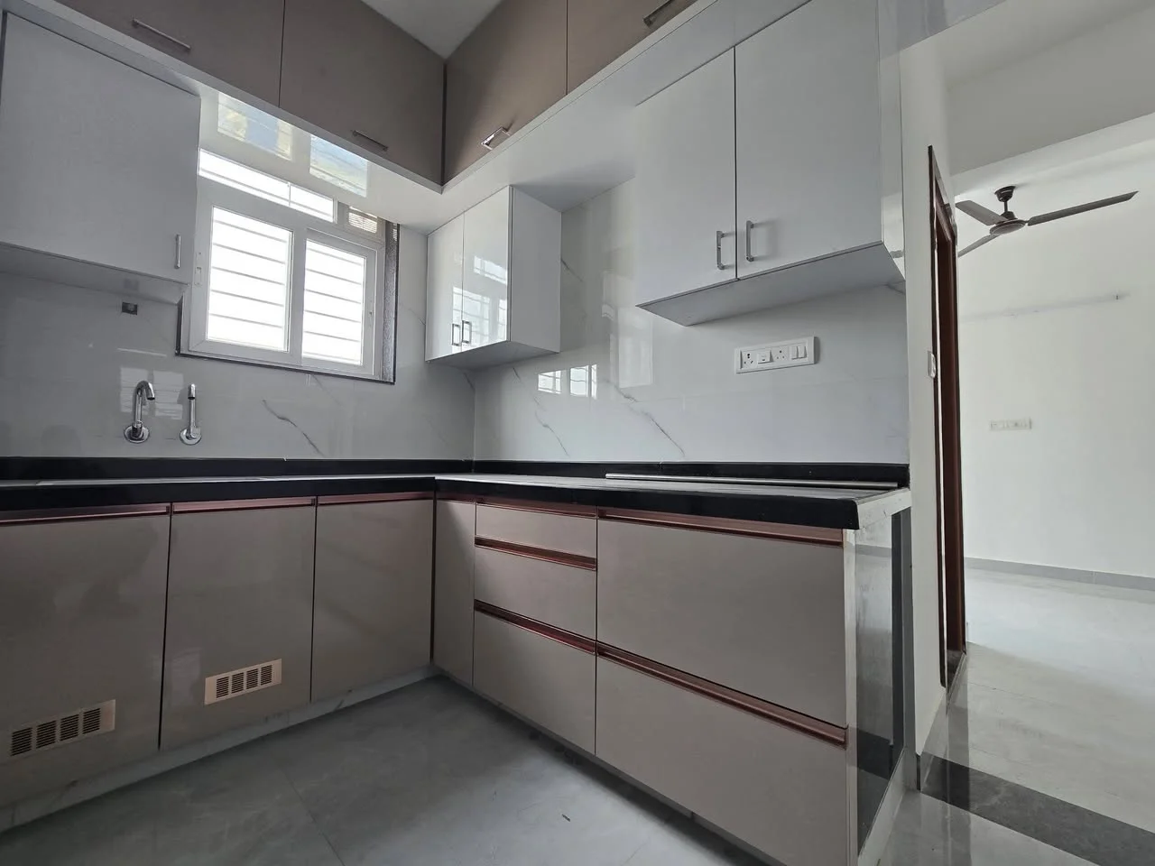 2 BHK Flat for Rent in Halasuru