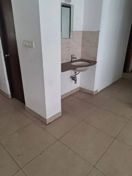 3.5 BHK Flat for Rent in Amanora Park Town,Hadapsar,Pune