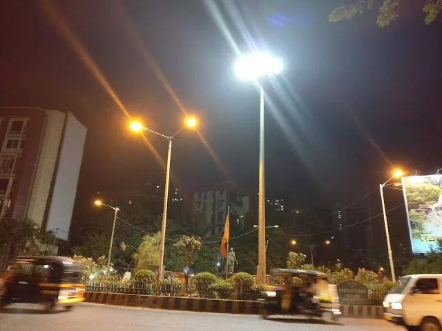 2 BHK Flat for Rent in Andheri West Lokhandwala Circle