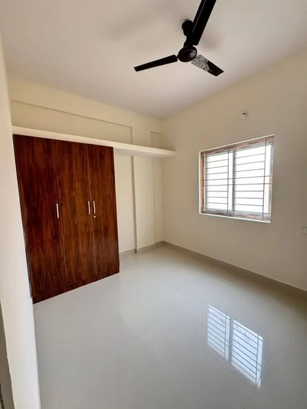 1 BHK Flat for Rent in Singasandra near HSR layout