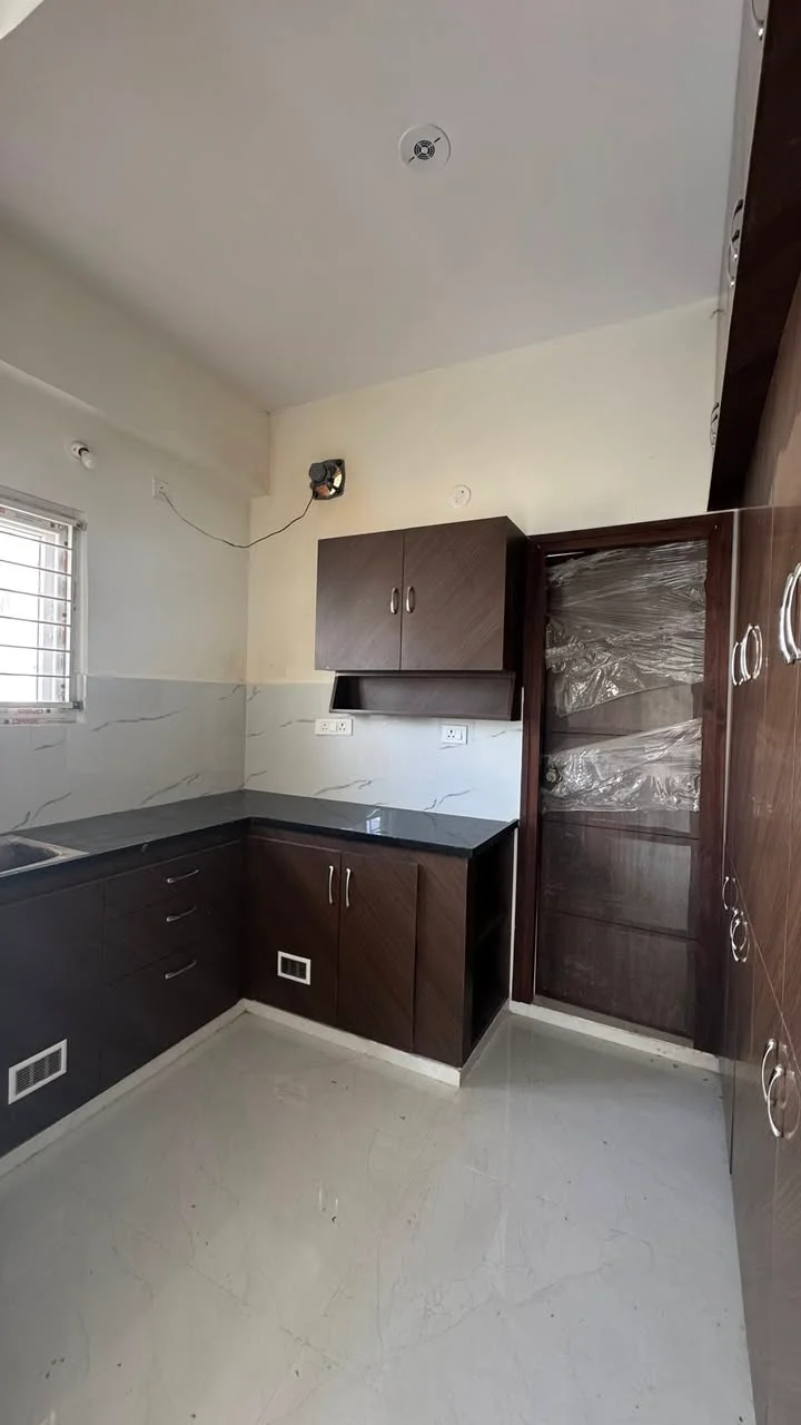 2 BHK Flat for Rent in Kondapur