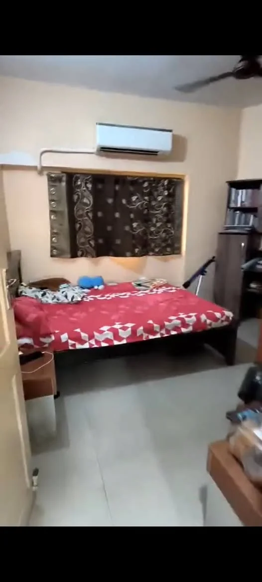 Single Occupancy for Female in 2 BHK Flat for Rent in Prabhadevi