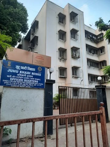 3 BHK Flat for Rent in Juhu Tara Road