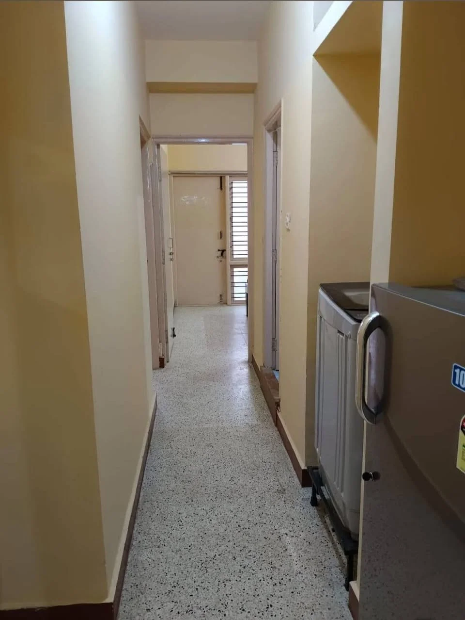 Single Occupancy for Male in 2 BHK Flat for Rent in aecs layout near kundalahalli signal