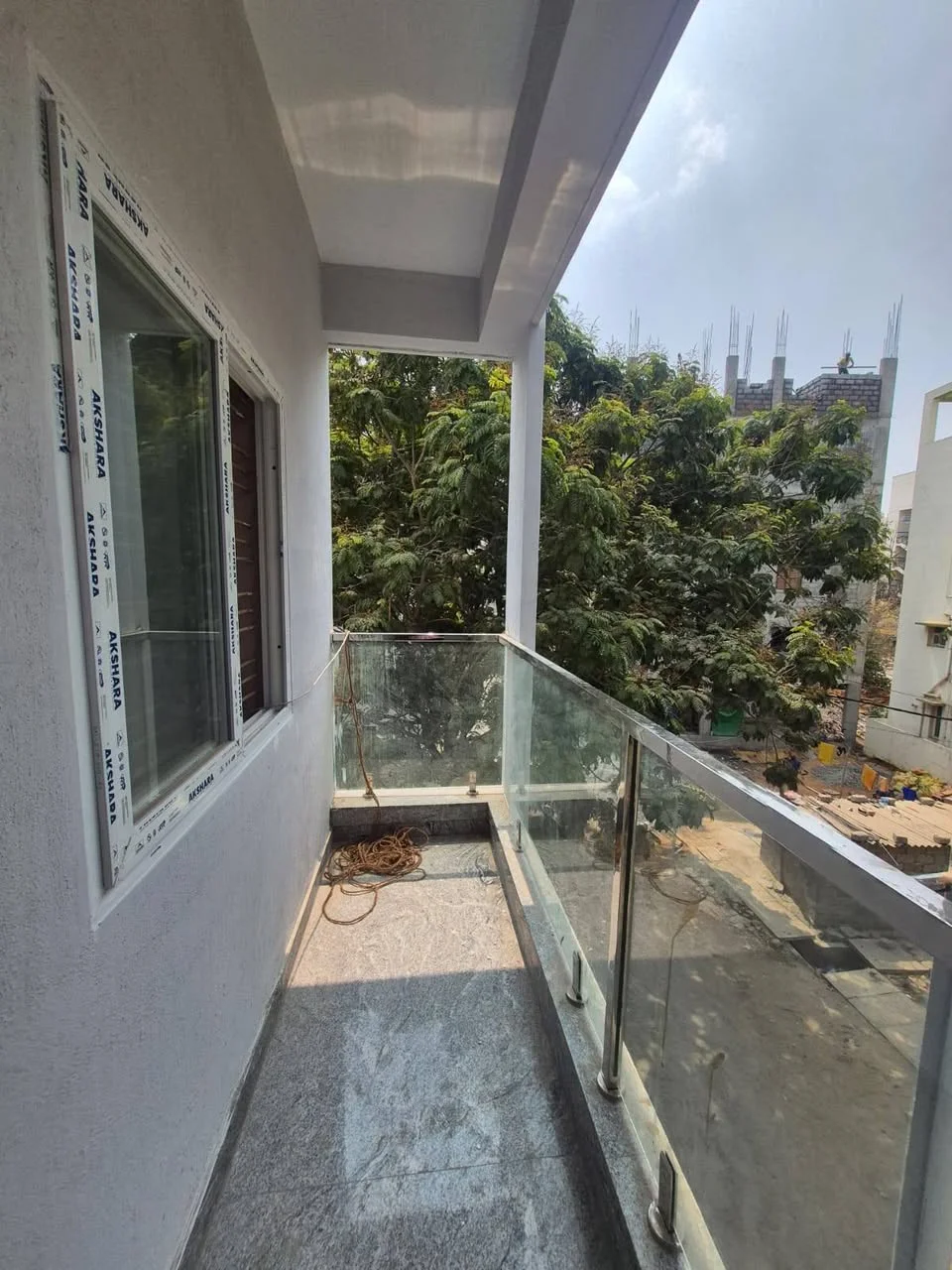 2 BHK Flat for Rent in kudlu gate metro station near hsr layout 2km