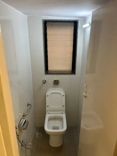 Flat for Rent in Lokhandwala th Lane