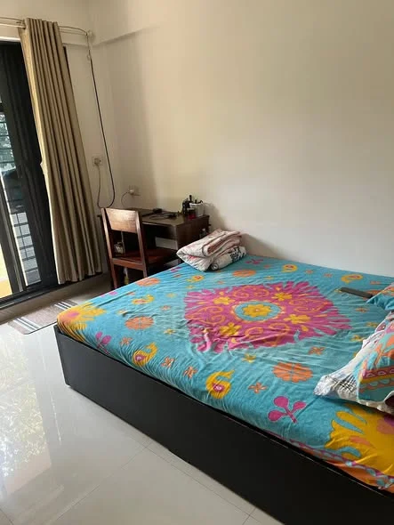 Single Occupancy for Female in Flat for Rent in Kohinoor City near BKC