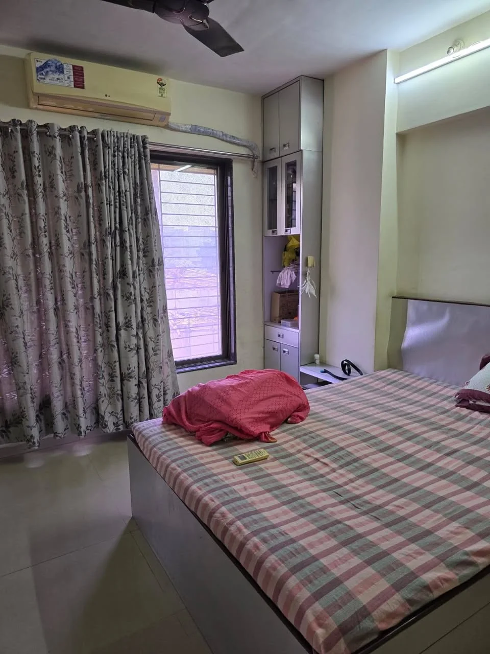 Double Occupancy for Female in 2 BHK Flat for Rent in JB Nagar Andheri East