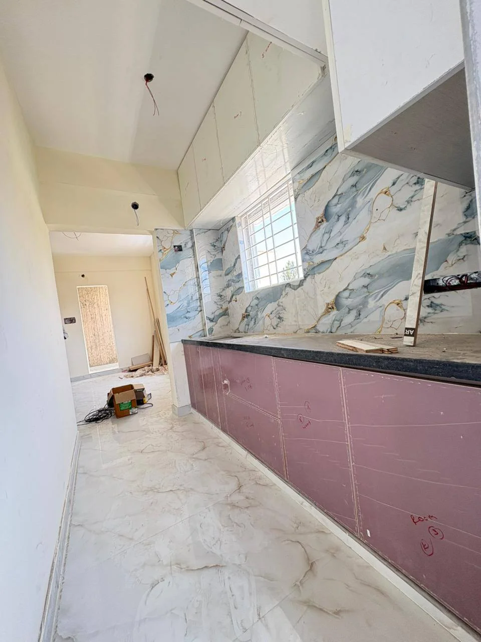 2 BHK Flat for Rent in Very Near to HSR Layout