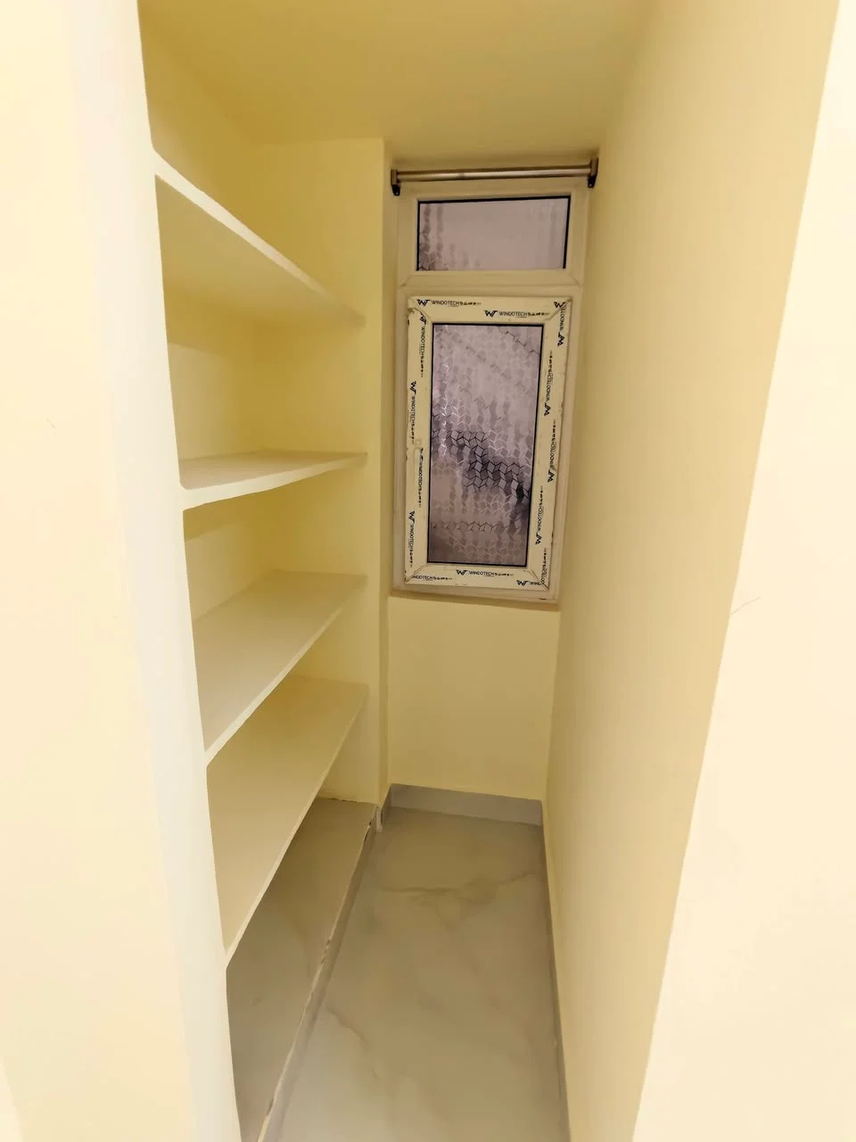 1 BHK Flat for Rent in Kondapur Botanical Garden AMB Mall Road Side