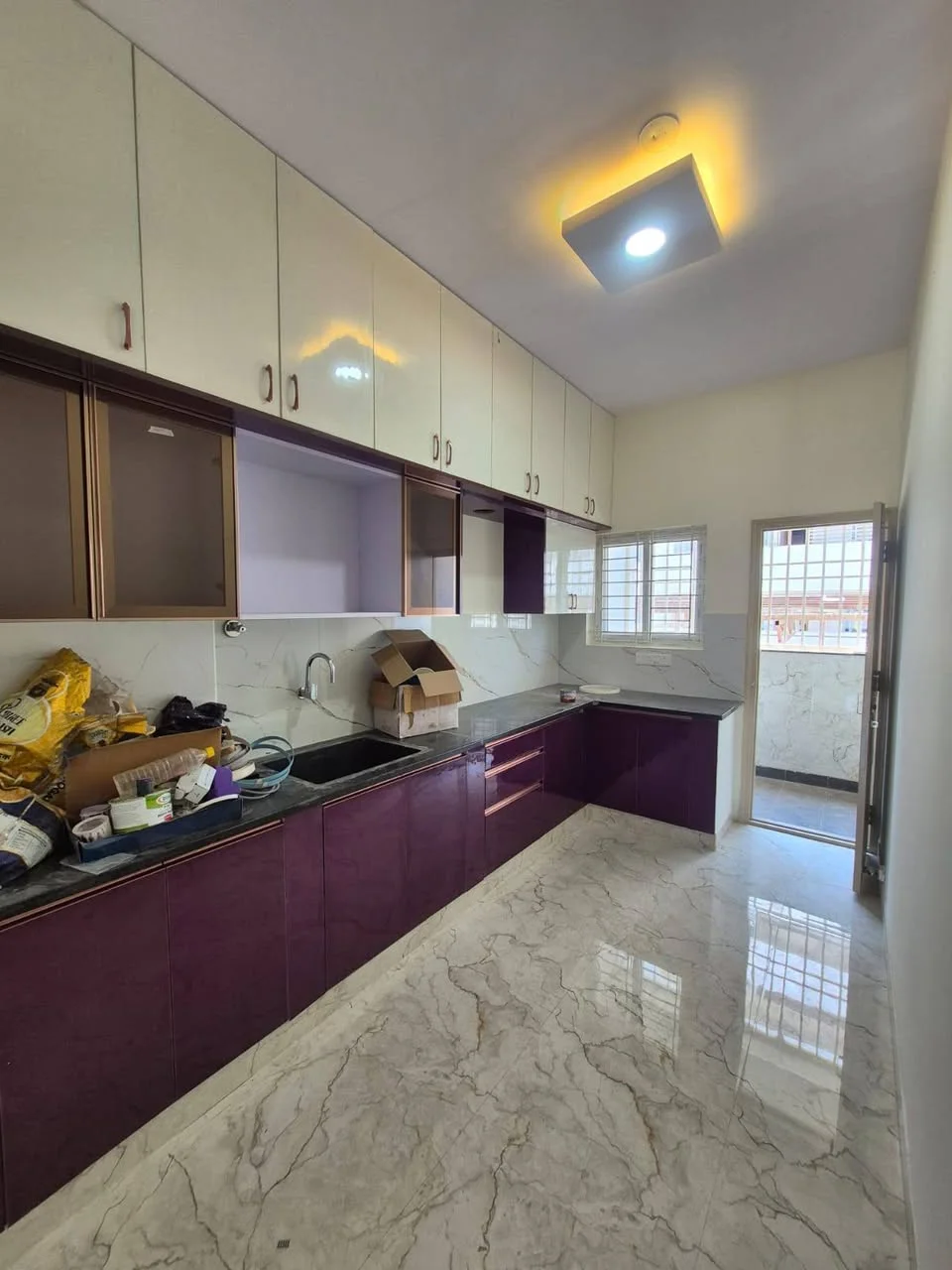 3 BHK Flat for Rent in Kudlu Gate metro station near hsr layout