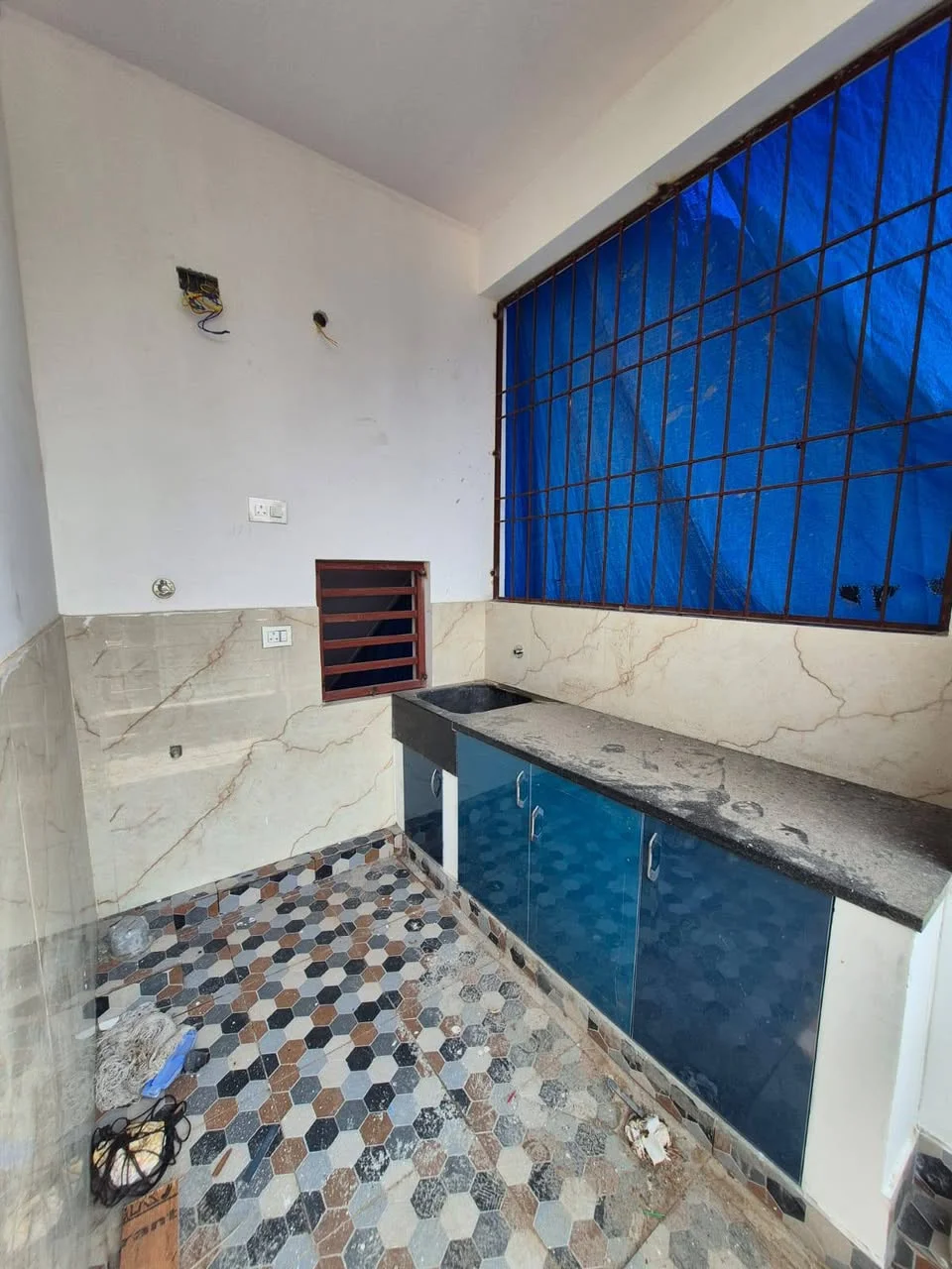 2 BHK Flat for Rent in Kudlu Gate metro station near hsr layout