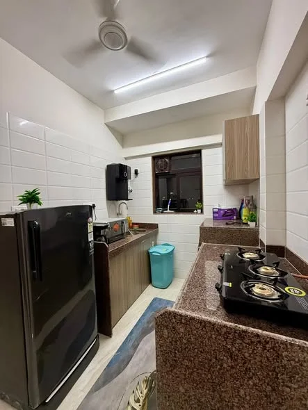 Single Occupancy for Female in Flat for Rent in Andheri East (Near MIDC Metro)