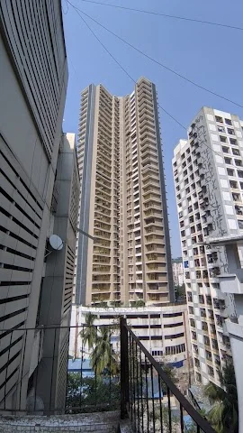 5 BHK Flat for Sale in Andheri West