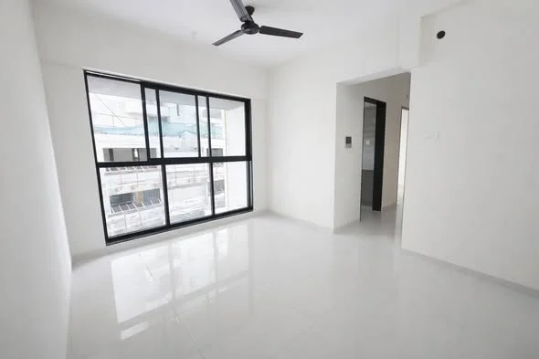 2 BHK Flat for Rent in Versova