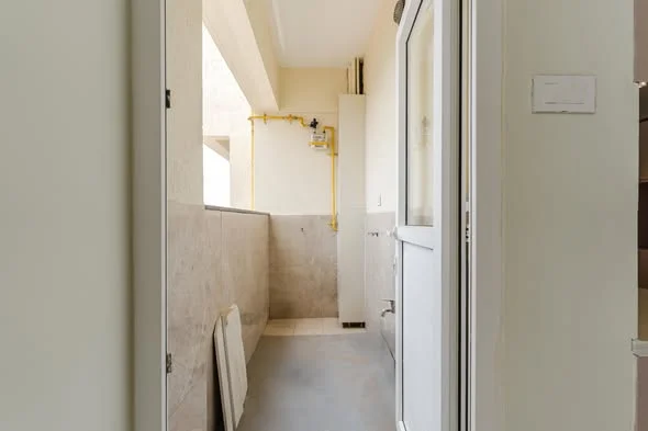 2 BHK Flat for Rent Near Hope Farm Junction