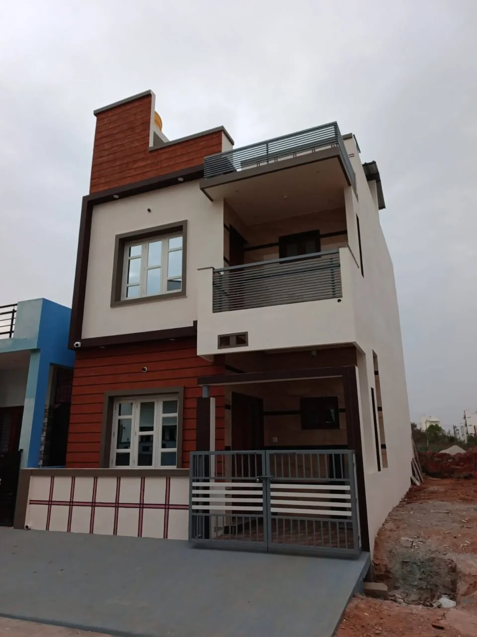 3 BHK Independent House for Sale in MYSORE SBM and others bankers layout Srirampura Near Ring road Maramma Temple