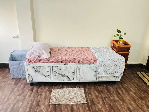 Double Occupancy for Male in Flat for Rent in Malad West Evershine Nagar