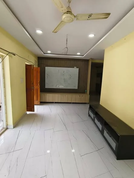 3 BHK Flat for Rent in Kondhapur near Sri Ram Nagar colony
