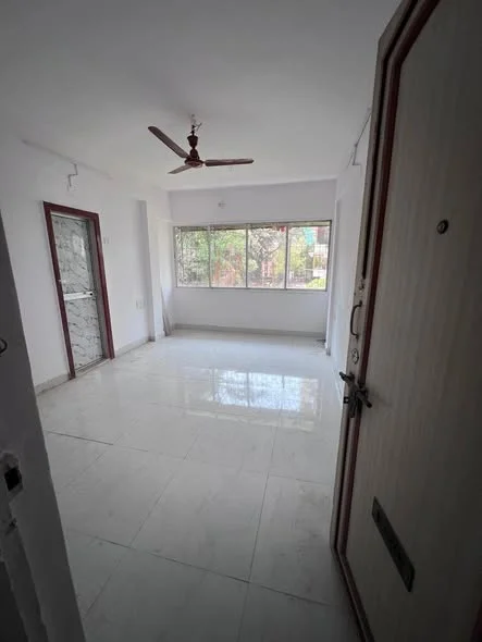 1 BHK Flat for Rent in Pali Hill