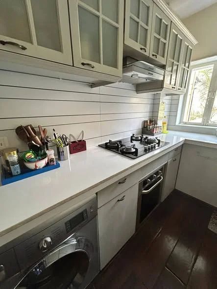 1.5 BHK Flat for Rent in Lokhandwala Andheri West