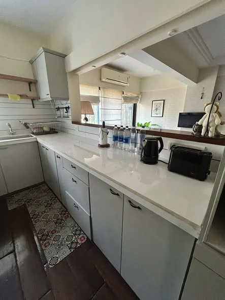 1.5 BHK Flat for Rent in Lokhandwala Andheri West