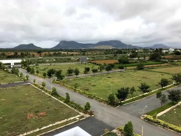 2 BHK Residential Plot for Sale Near IVC ROAD KUNDANA