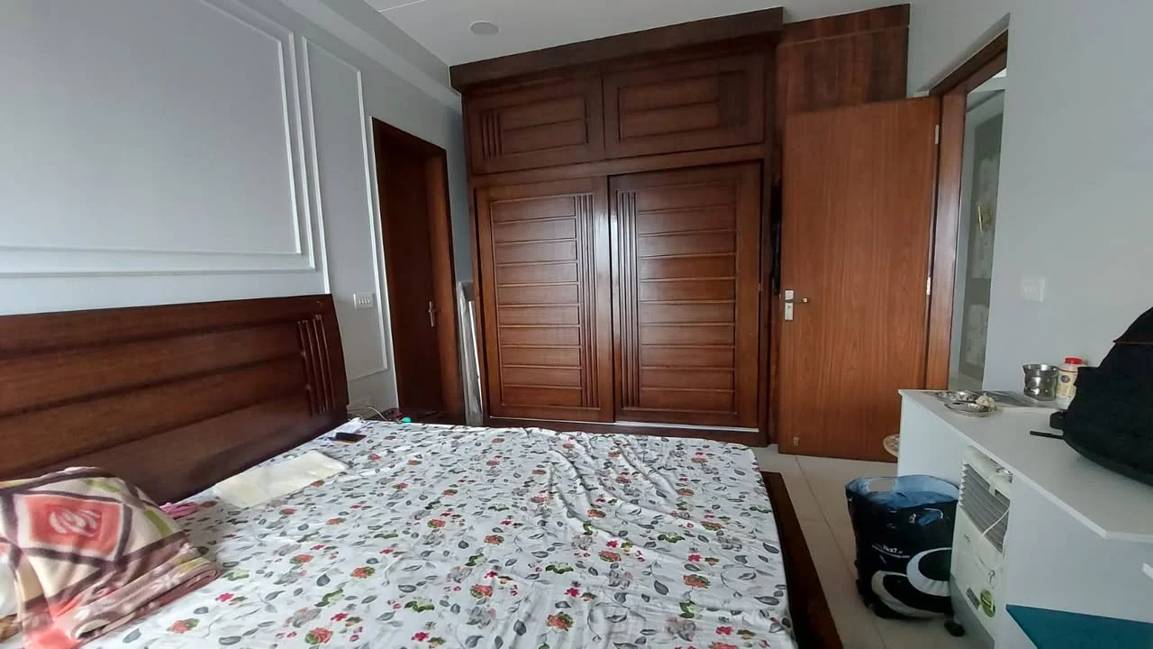 3 BHK Flat for Rent in Amanora Adreno Tower