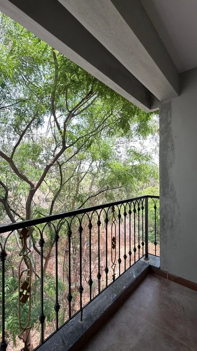 2 BHK Flat for Rent in Between Domlur and Marathalli