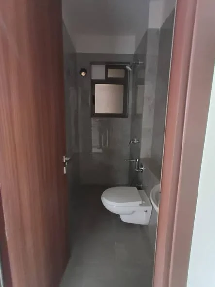 2 BHK Flat for Rent in Malad West