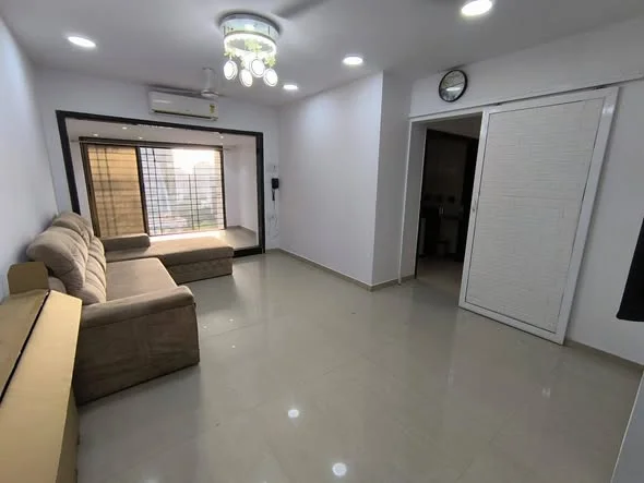 2 BHK Flat for Rent in Pramukh Height