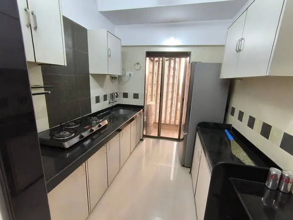 2 BHK Flat for Rent in Pramukh Height