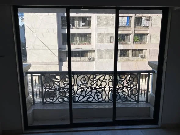 3 BHK Flat for Sale in Khar West