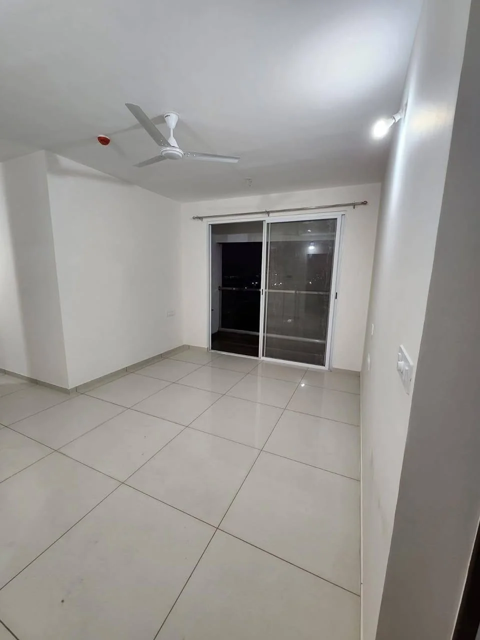2 BHK Flat for Rent in Kharadi