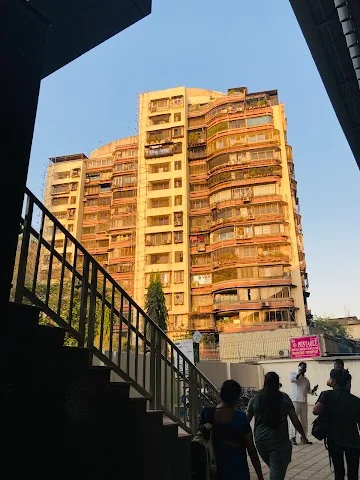 2 BHK Flat for Rent in oshiwara