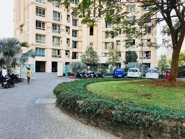 2 BHK Flat for Rent in Hiranandani Estate