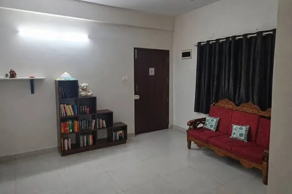 Single Occupancy for Female in 2 BHK Flat for Rent in Mahadevpura