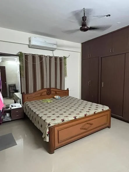 Flat for Rent in Kondapur