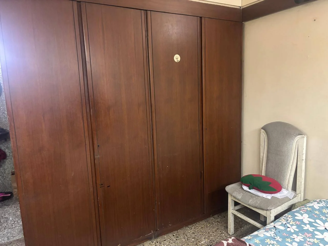 Single Occupancy in 2 BHK Flat for Rent in Ghatkopar