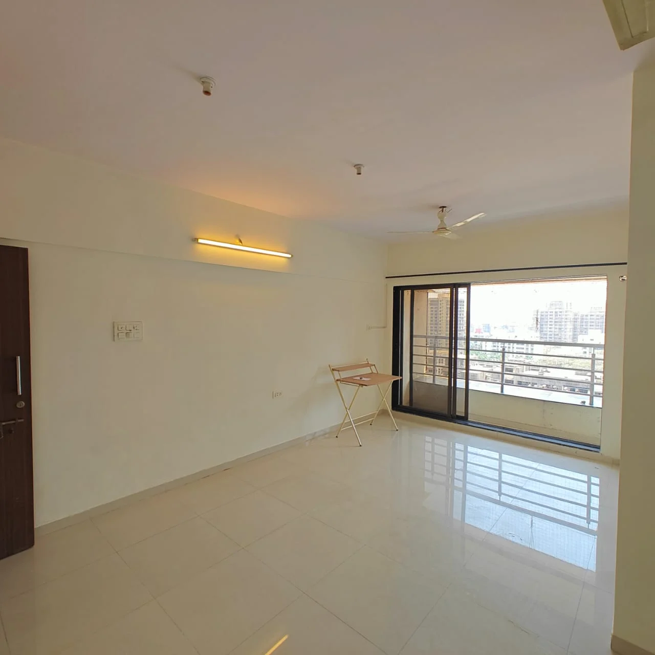 2 BHK Flat for Rent in Oshivara