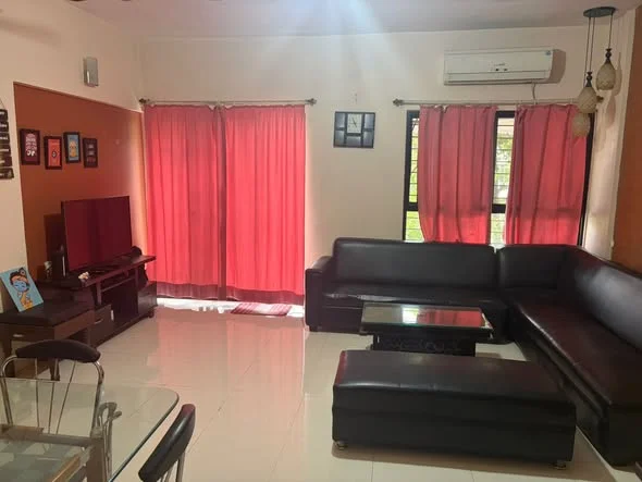 2 BHK Flat for Rent in Gulmohar City