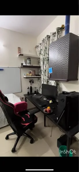 Single Occupancy for Male in 3 BHK Flat for Rent in Borewell Road